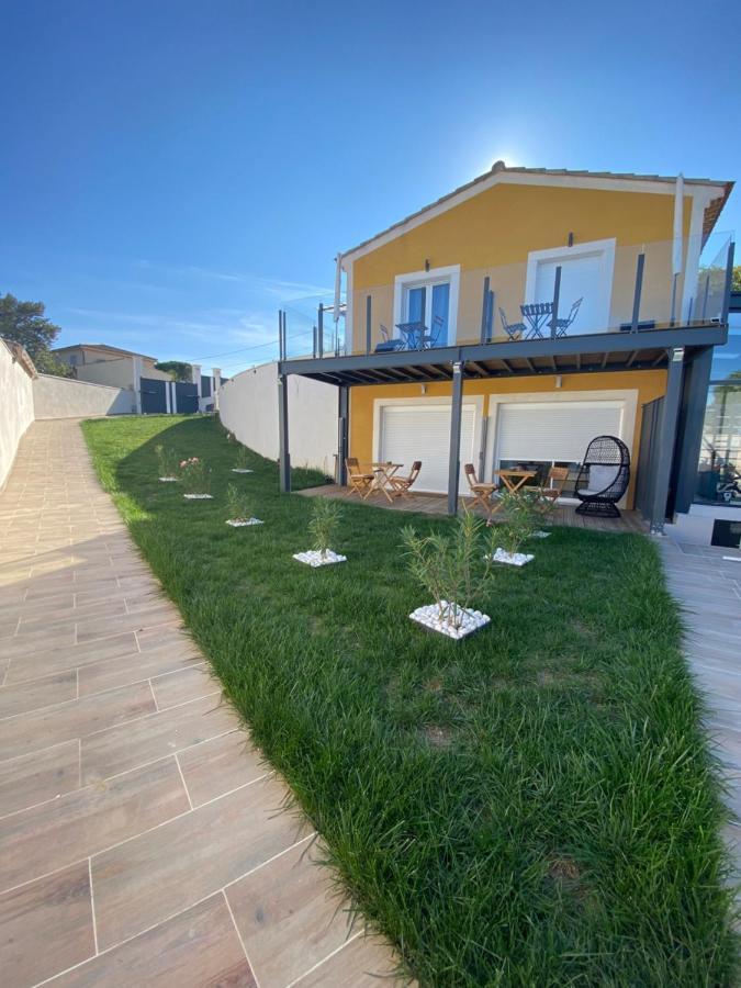O Bain Soleil Bed & Breakfast Bourg-Saint-Andéol Екстериор снимка