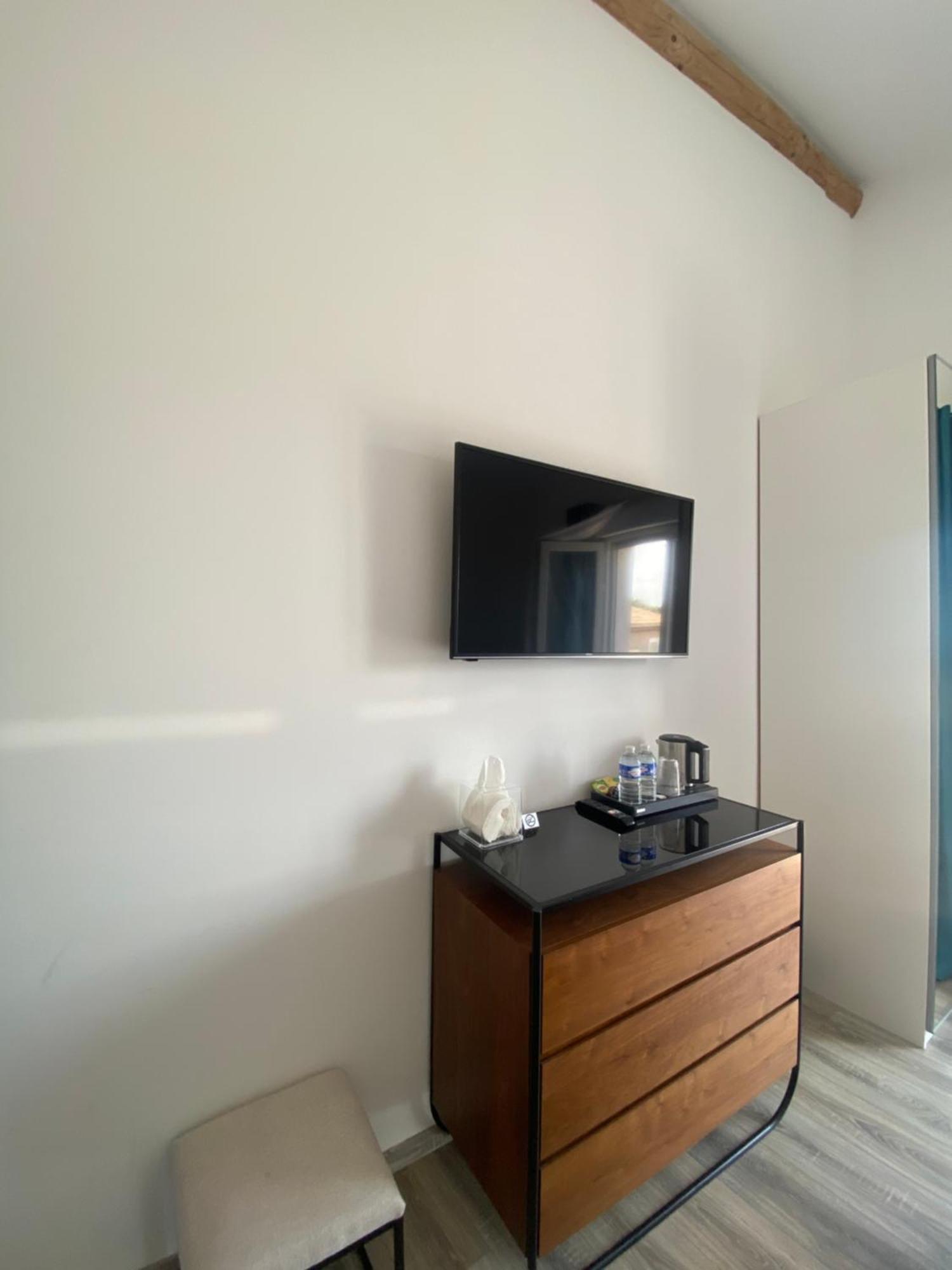 O Bain Soleil Bed & Breakfast Bourg-Saint-Andéol Екстериор снимка