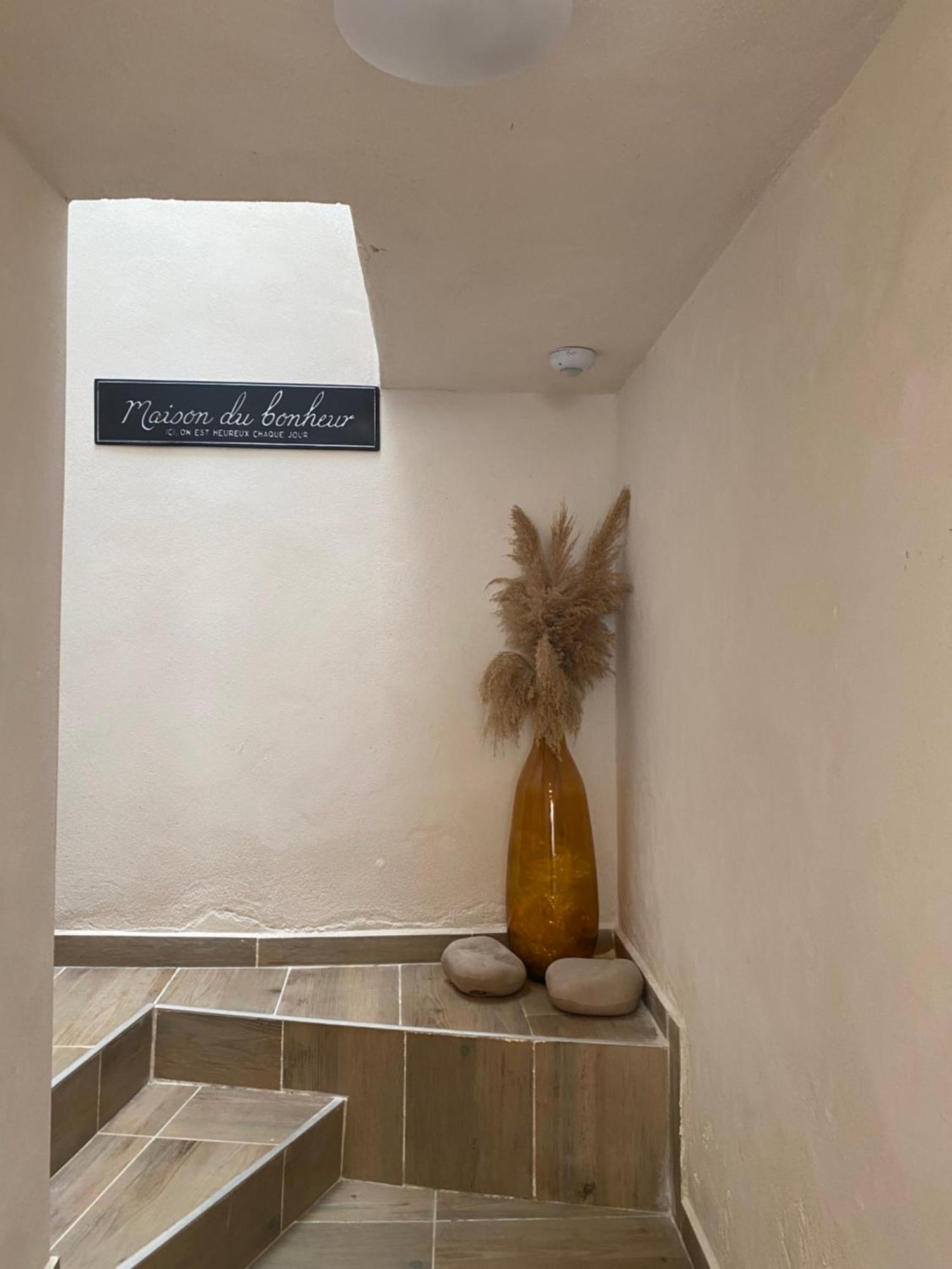 O Bain Soleil Bed & Breakfast Bourg-Saint-Andéol Екстериор снимка